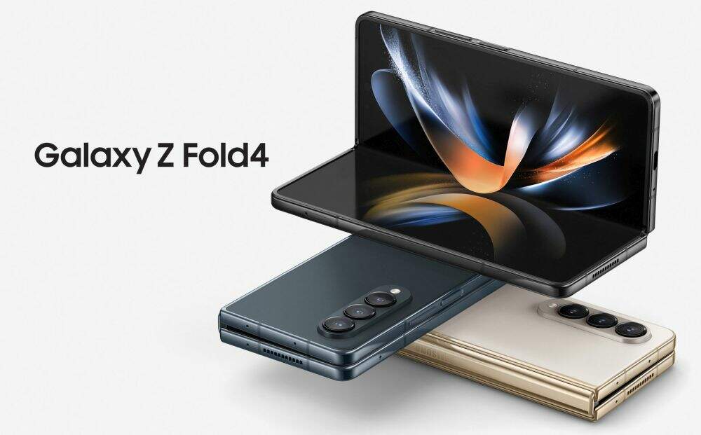 Samsung Z Fold4 black -2 itya.sk